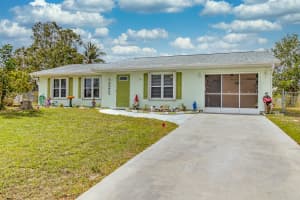 702 SW Bridgeport Drive, Port Saint Lucie, FL 34953 Sold 07/05/24