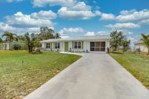 702 SW Bridgeport Drive, Port Saint Lucie, FL 34953 Sold 07/05/24