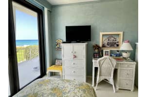 2275 S Ocean Boulevard 202s, Palm Beach, FL 33480 Sold 05/27/25