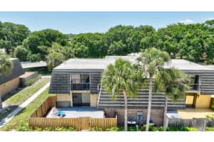 323 3rd Way, West Palm Beach, FL 33407, Sold 09/27/24