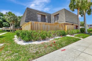 323 3rd Way, West Palm Beach, FL 33407, Sold 09/27/24