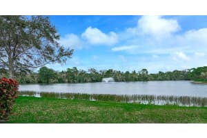 516 5th Terrace, Palm Beach Gardens, FL 33418 Sold 10/29/24
