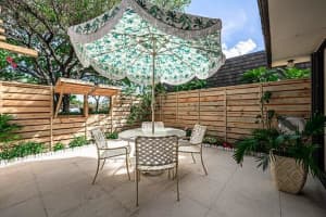 516 5th Terrace, Palm Beach Gardens, FL 33418 Sold 10/29/24