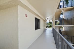 2786 Tennis Club Drive 208, West Palm Beach, FL 33417 Sold 12/30/24