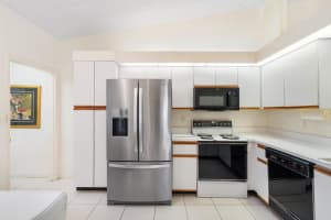 6467 Royal Manor Circle, Delray Beach, FL 33484 Sold 08/15/24