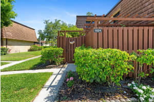 1024 10th Ln, Greenacres, FL 33463, Sold 08/12/24