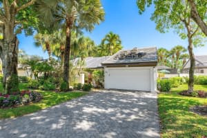 54 Essex Dr, Boynton Beach, FL 33436, Sold 08/15/24