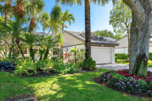 54 Essex Dr, Boynton Beach, FL 33436, Sold 08/15/24