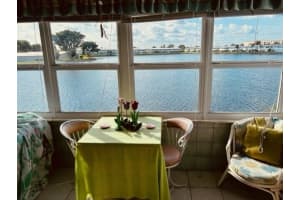 1112 Lake Terrace 211, Boynton Beach, FL 33426 Sold 11/28/24