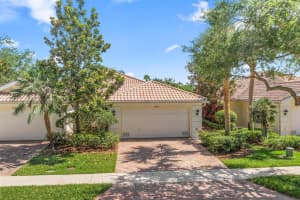 8160 St Johns Court, Wellington, FL 33414 Sold 07/09/24