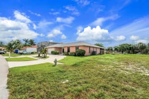 1334 N Mangonia Drive, West Palm Beach, FL 33401 Sold 01/21/25
