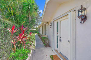 205 Brier Circle, Jupiter, FL 33458 Sold 08/01/24