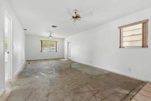 504 Sandpiper Circle 504, Delray Beach, FL 33445 Sold 07/26/24