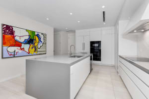 200 SE Mizner Boulevard 608, Boca Raton, FL 33432 Sold 10/30/24