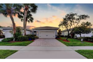10749 Royal Caribbean Circle, Boynton Beach, FL 33437 Sold 08/23/24