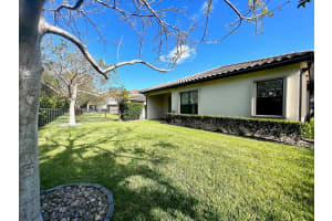 8821 Willow Cove Lane, Lake Worth, FL 33467 Sold 01/08/25