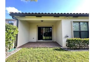8821 Willow Cove Lane, Lake Worth, FL 33467 Sold 01/08/25
