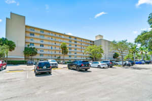 5700 NW 2nd Avenue 403, Boca Raton, FL 33487 Sold 10/17/24