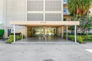 5700 NW 2nd Avenue 403, Boca Raton, FL 33487 Sold 10/17/24