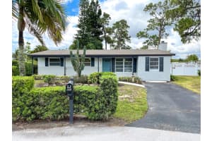 855 Caroline Cir. Circle, West Palm Beach, FL 33413 Sold 06/03/24