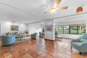 70 Eastgate Dr APT C, Boynton Beach, FL 33436, Sold 10/28/24