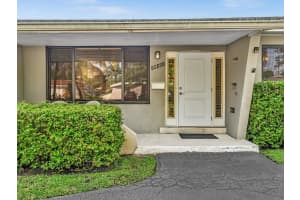 19321 18th Place, Miami, FL 33179 - MLS#R10986847