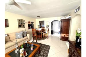 610 SE 2nd Avenue L7, Deerfield Beach, FL 33441 Sold 09/12/24