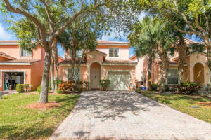 4391 Lake Lucerne Circle, West Palm Beach, FL 33409 Sold 07/05/24
