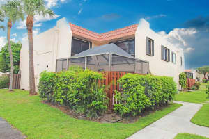 6322 Seven Springs Blvd C, Greenacres, FL 33463 Sold 04/18/25