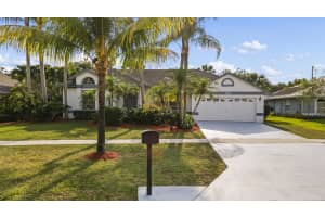 152 Kings Way, Royal Palm Beach, FL 33411, Sold 10/04/24