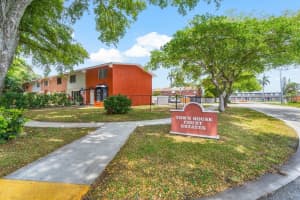 1033 35th Street, West Palm Beach, FL 33407 Sold 06/18/24