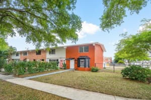 1033 35th Street, West Palm Beach, FL 33407 Sold 06/18/24