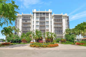 1556 Bridgewood Drive, Boca Raton, FL 33434 Sold 09/30/24