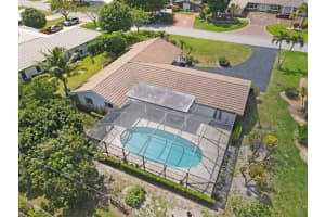 220 N Country Club Drive, Atlantis, FL 33462 Sold 06/07/24