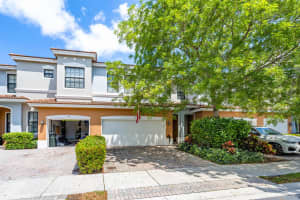 141 W Astor Circle, Delray Beach, FL 33484 Sold 08/01/24