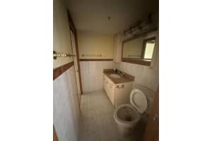 2687 N Garden Drive 105, Lake Worth, FL 33461 - MLS#R10987193