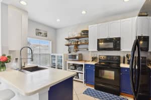 170 Lake Monterey Circle, Boynton Beach, FL 33426 Sold 06/20/24