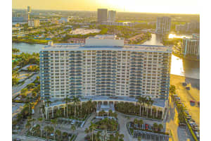 3800 S Ocean Drive 1021, Hollywood, FL 33019 Sold 10/01/24