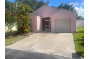 4 Beckley Place, Boynton Beach, FL 33426 Sold 08/20/24