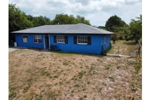 206 Essex Drive, Fort Pierce, FL 34946 Sold 07/31/24