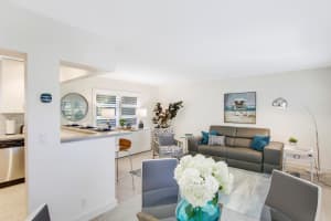 100 Venetian Dr APT 4, Delray Beach, FL 33483, Sold 10/24/24