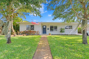 1403 Crest Drive, Lake Worth, FL 33461 Sold 06/11/24