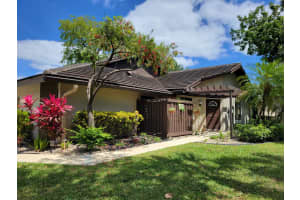 5061 Pine Drive, Boynton Beach, FL 33437 Sold 10/31/24