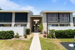 3216 S Lakeview Circle 5202, Hutchinson Island, FL 34949 Sold 08/21/24
