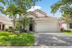 1050 Delray Lakes Drive, Delray Beach, FL 33444 Sold 07/09/24