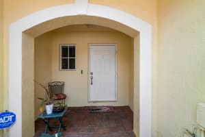 976 Imperial Lake Road, West Palm Beach, FL 33413 Sold 07/24/24