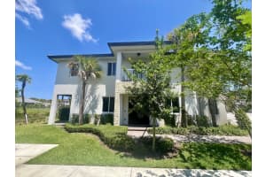 561 Pioneer Way, Wellington, FL 33414 Sold 08/01/24