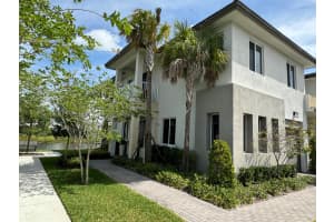 561 Pioneer Way, Wellington, FL 33414 Sold 08/01/24