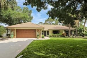 6239 Longleaf Pine Drive, Jupiter, FL 33458 Sold 02/07/25