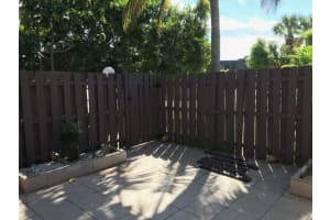 1917 N Congress Avenue C, West Palm Beach, FL 33401 Sold 07/02/24